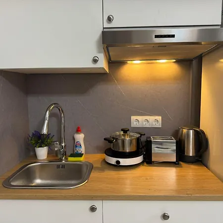 Diamond Near Gozsdu Udvar *