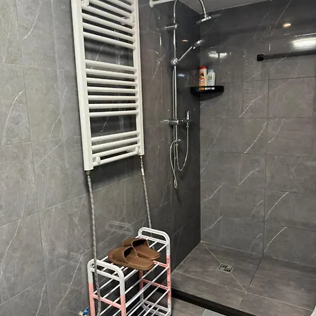 Diamond Near Gozsdu Udvar דירה בודפשט