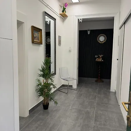 דירה Diamond Near Gozsdu Udvar *