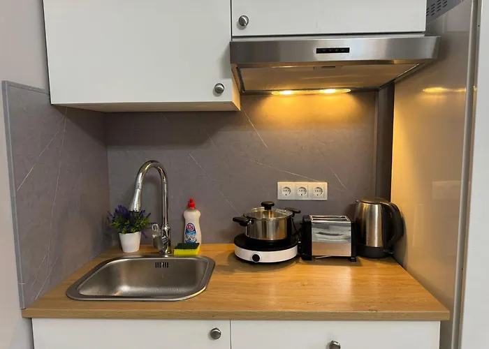 Diamond Near Gozsdu Udvar *