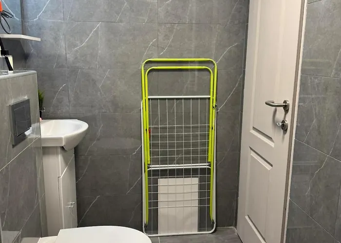 Diamond Near Gozsdu Udvar * Budapest